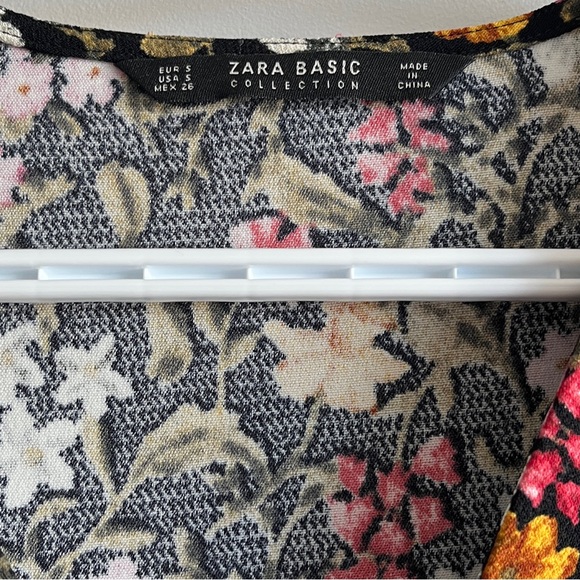 ZARA dress with puff arms, size S - Picture 3 of 3